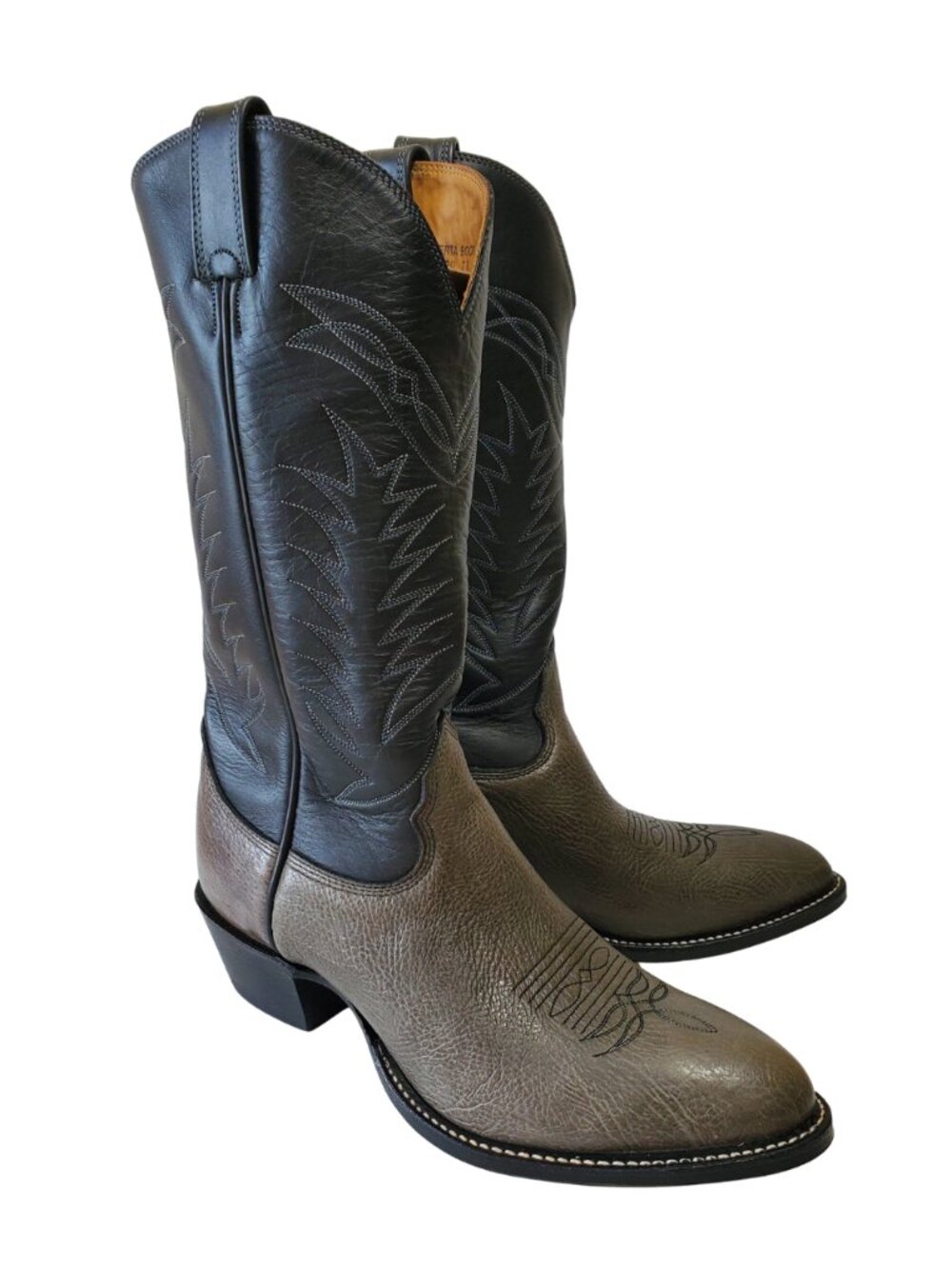 NEW VINTAGE ALBERTA Bull hide Cowboy Boots 12 D